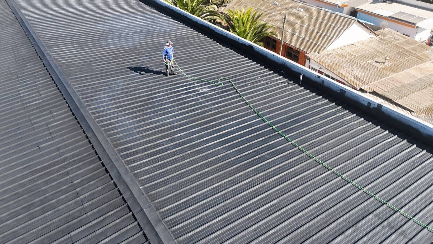 Proyecto tipo — cubierta industrial de gran superficie